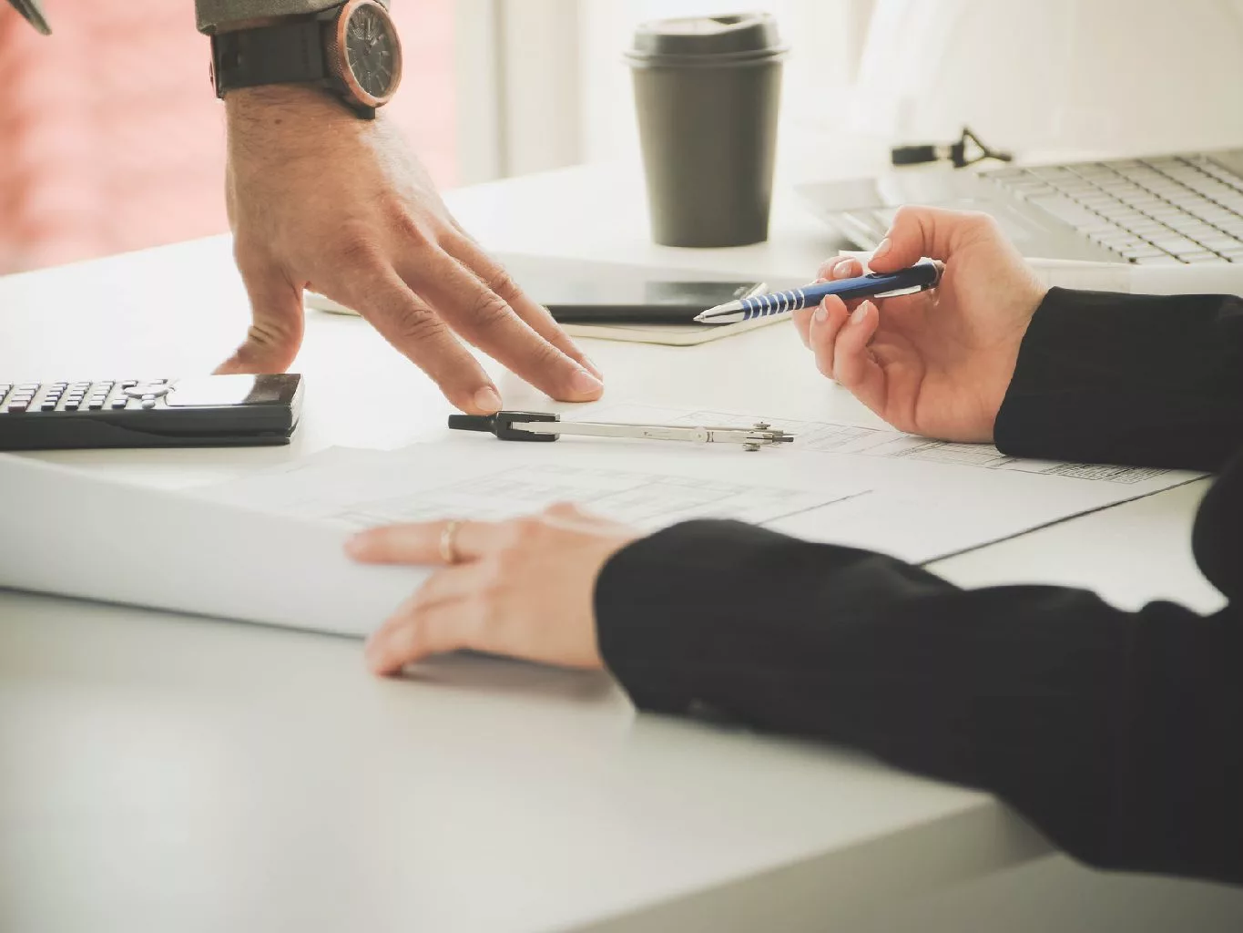 Specialist security systems including celebrity homes, private estates, large executive properties of the rich and famous